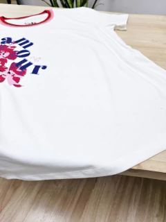 REMERA AMOUR (RE0424) - tienda online