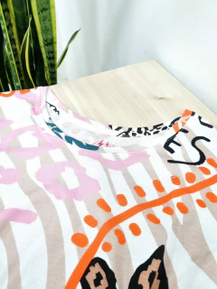 REMERA PLUTON (RE0182) - tienda online