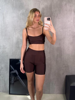 BERMUDA RECORTES MARROM PURO - comprar online