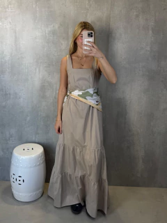 VESTIDO MIDI CAMADAS EM TRICOLINE BEGE ROOT - comprar online