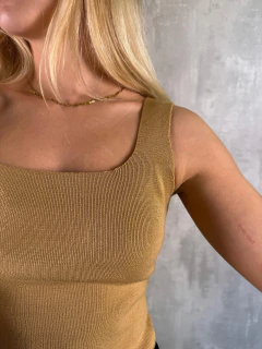 TRICOT DECOTE QUADRADO CASTOR - Navy Store