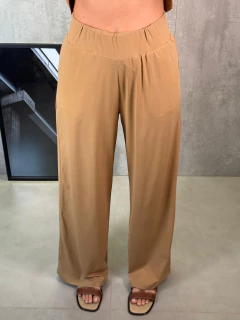 CALÇA WIDELEG EM MALHA FRIA CASTANHO - Navy Store