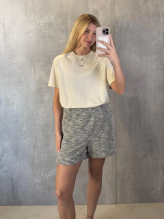 T-SHIRT ALGODÃO PRIME TALCO - comprar online