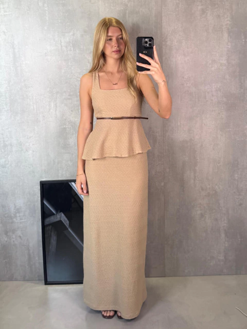 SAIA MIDI RETA EM MALHA TRICOT AREIA - comprar online