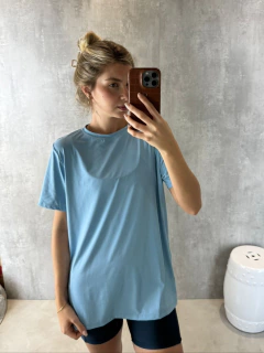 T-SHIRT AMPLA TECHNO COMFORT BLUE SKY