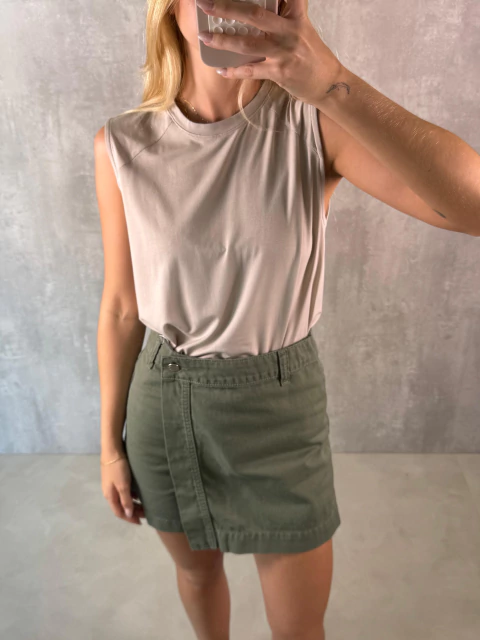 REGATA RECORTE ESSENTIAL CINZA PLATINA - comprar online