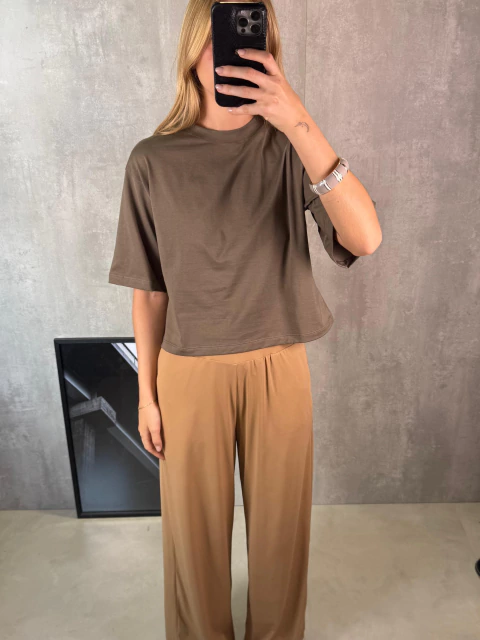 T-SHIRT BOXY ALGODÃO PRIME KHAKI VINTAGE - comprar online
