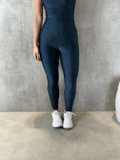 LEGGING RECORTES ANATÔMICA SHARKS na internet