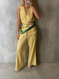 Imagem do CALÇA ALFAIATARIA AMPLA COM LINHO AMARELO RÁFIA