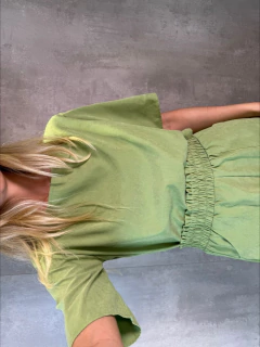 SHORTS SOLTINHO PERFORMING VERDE MATCHA - loja online