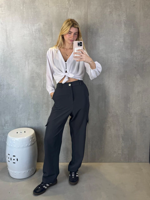 CALÇA ALFAIATARIA CARGO BOTÃO DOURADO CHUMBO - comprar online