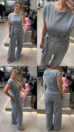 CALÇA WIDELEG CREPE DE MALHA AZUL NÉVOA - Navy Store