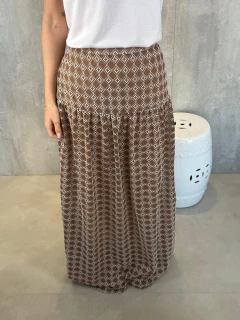 SAIA LONGA CAMADA BORDADA NOUGAT na internet