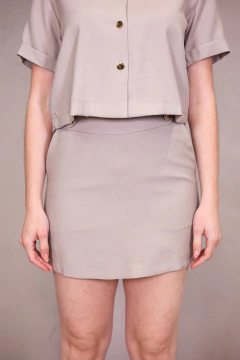 SHORTS SAIA BOTÕES ROCHA na internet