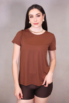T-SHIRT TECHNO DRY ESSENTIAL CACAU - comprar online