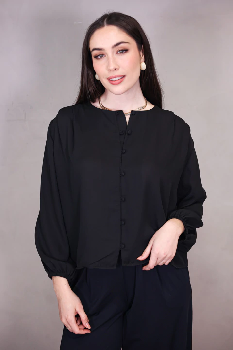 BLUSA CREPE MANGA LONGA BOTÕES PRETA - comprar online