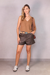 SHORTS ALFAIATARIA EM PU EXPRESSO - comprar online