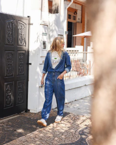 CALÇA BARREL LYOCELL JEANS MÉDIO na internet