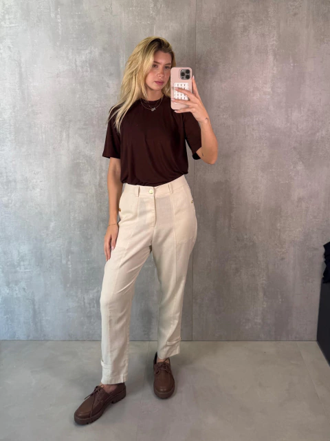 CALÇA ALFAIATARIA CENOURA LINHO BOTÕES PERLATTO - comprar online