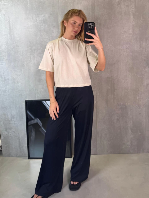 T-SHIRT BOXY ALGODÃO PRIME TALCO - comprar online