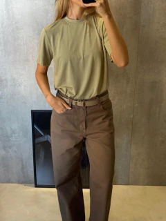 T-SHIRT ESSENTIAL GOLA CARECA VERDE ALECRIM na internet