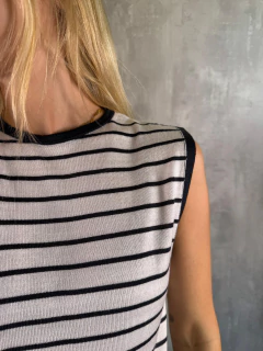 TRICOT MUSCLE TEE LISTRADO NAVAL/BRANCO - loja online