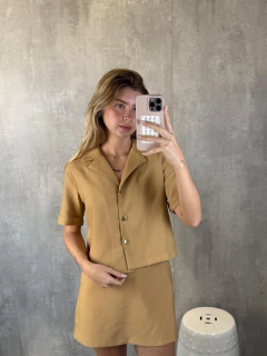 CAMISA MANGA CURTA BOTÕES KHAKI