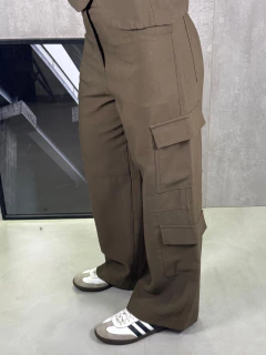 CALÇA RETA CARGO VERDE OLIVA na internet