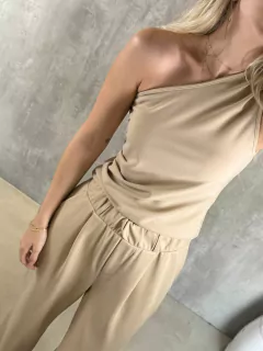 BLUSA OMBRO ÚNICO CREPE DE MALHA OURO LIGHT