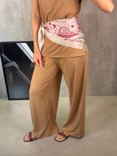 Imagem do CALÇA WIDELEG EM MALHA FRIA CASTANHO