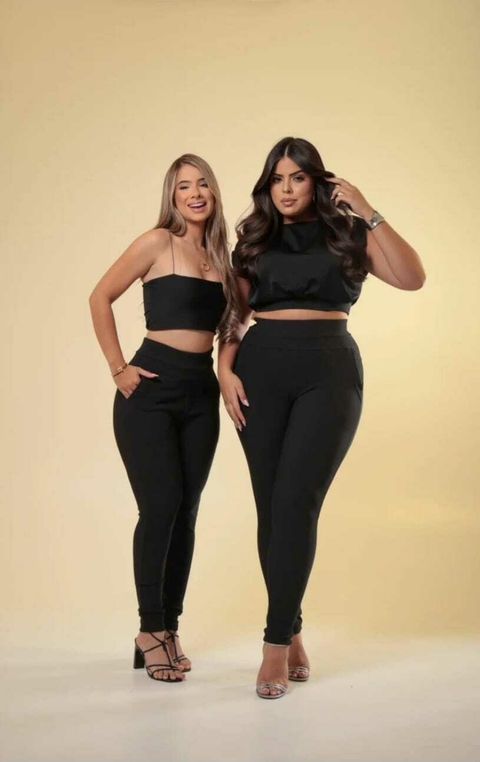 Calça Montaria tecido super grosso - comprar online