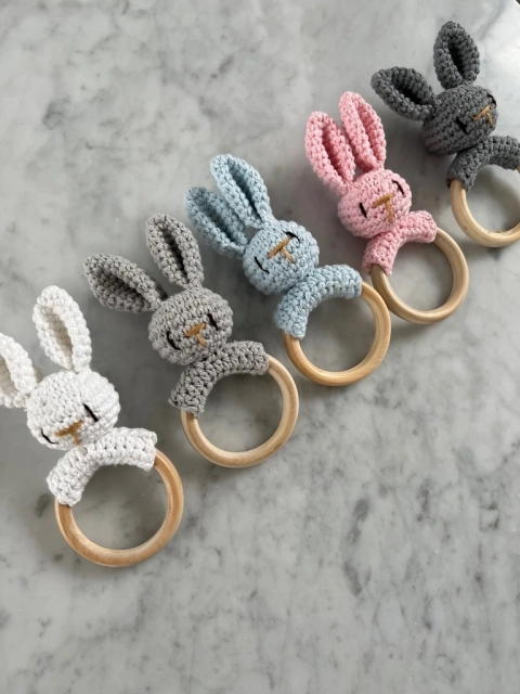 Sonajero conejito tejido a crochet