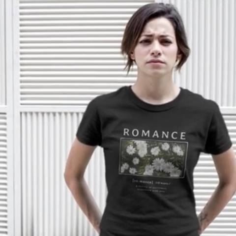 Camiseta Romance