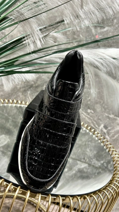 ZAPATILLA #91/C - PIETRAS