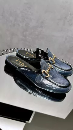 MULE GUCCI METAL CELESTE #0132/C - comprar online