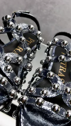 CHATITA ALTA GAMA #0104 en internet