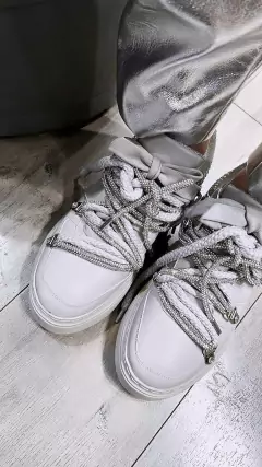 ZAPATILLA -EDICIÓN LIMITADA- #60 en internet