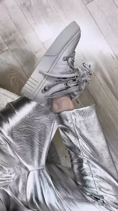 ZAPATILLA -EDICIÓN LIMITADA- #60 - comprar online