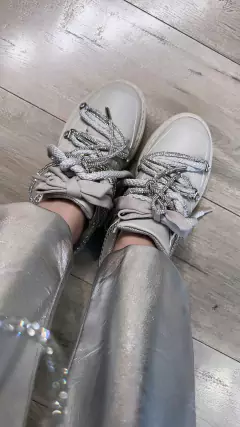 ZAPATILLA -EDICIÓN LIMITADA- #60 - PIETRAS