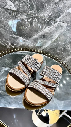 CHATITA ALTA GAMA #0106 - PIETRAS