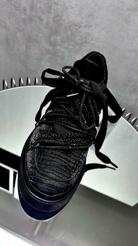 ZAPATILLA -EDICIÓN LIMITADA- #60