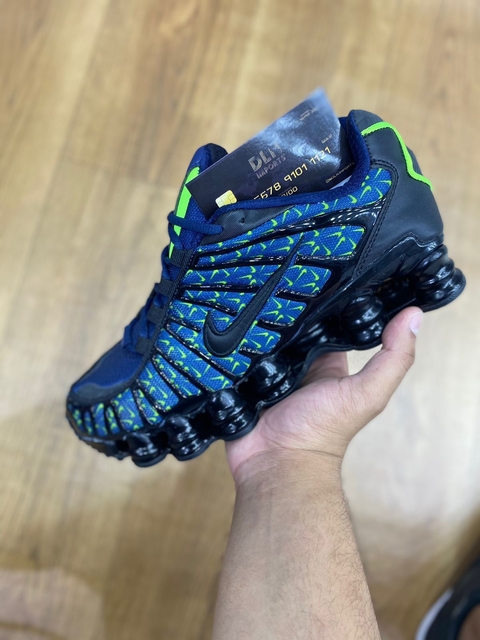 Tênis Nike Shox 12 Molas