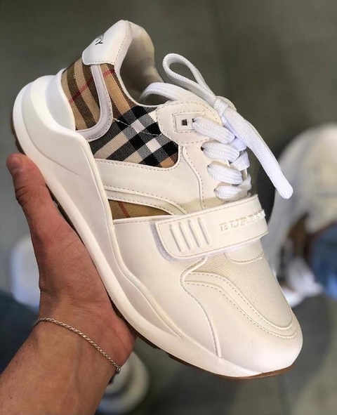 Tênis Burberry