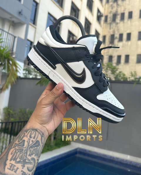 TÊNIS NIKE DUNK SWOOSH