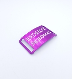 Chapita Pasador anodizado para collares de 3cm de ancho color violeta