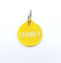 Chapita MaxiRoda de color dorado - comprar online