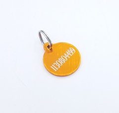 Chapita MaxiRoda de color naranja en internet