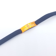 Imagen de Chapita pasador de gatos anodizada color naranja + collar elastizado negro