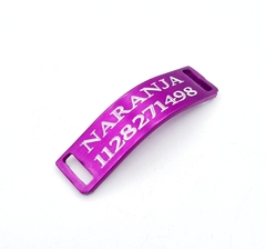 Imagen de Chapita pasador de gatos para Collares de 1cm de ancho hecha en aluminio color