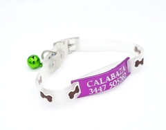 Chapita Pasador Gatos Violeta+ Collar De Goma Huesitos Negro - comprar online